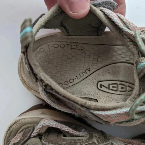 Keen Women's Whisper Sandal 7.5 - Picture 8 of 8